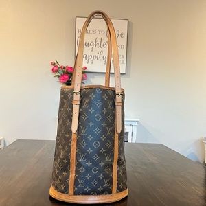 Louis Vuitton Monogram Bucket Bag GM-authentic